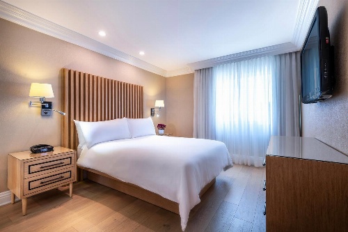 Beverly Hills Plaza Hotel image 1