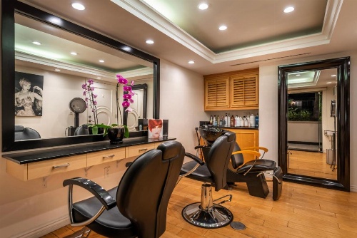 Beverly Hills Plaza Hotel image 30